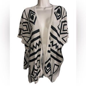 Maddison Tan Black Print Cardigan Soft Kimono Draped Sleeves Side Bottom Small